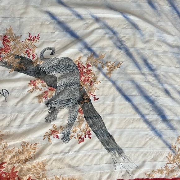 🐆Vintage 70s Gim Renoir Square Cheetah Scarf Blue & White | Red Border | 33" Sq - Picture 13 of 17